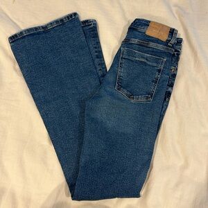 Dark wash Zara bootcut jeans